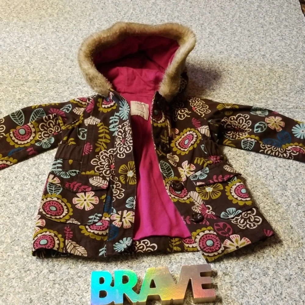 OLD NAVY BABY GIRL JACKET SIZE 6-12